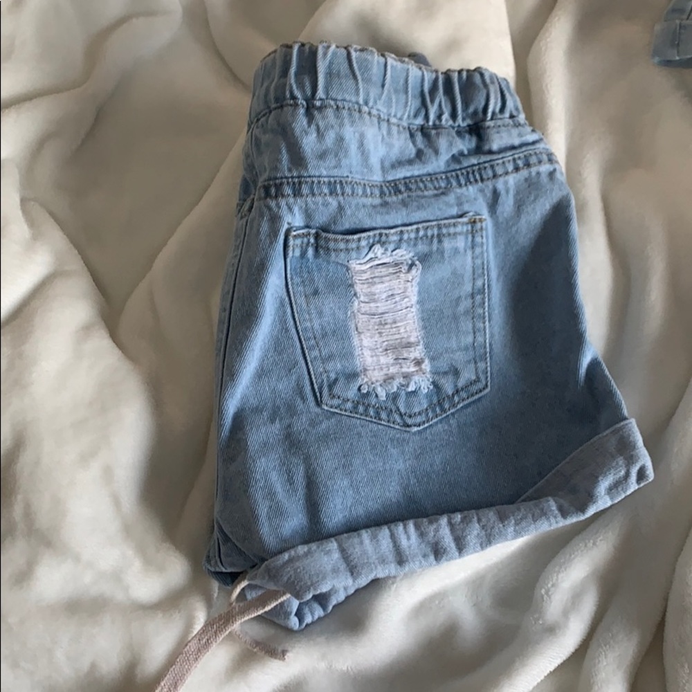 Drawstring denim shorts - Picture 3 of 4